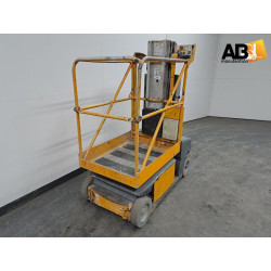 2048 JLG TOUCAN JUNIOR 6B