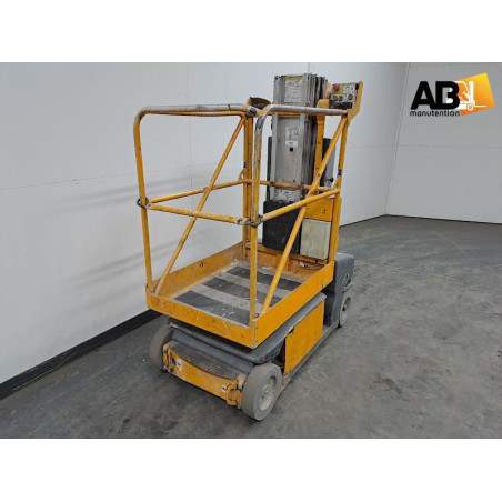 2048 JLG TOUCAN JUNIOR 6B