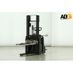 Berbeur électrique d'occasion TOYOTA 1,2T - AB MANUTENTION - Bauvin