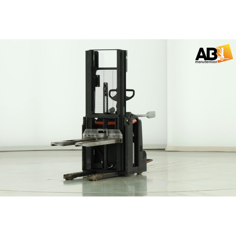 Berbeur électrique d'occasion TOYOTA 1,2T - AB MANUTENTION - Bauvin