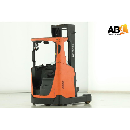 Chariot élévateur éléctrique rétractable Toyota RRE-160-H