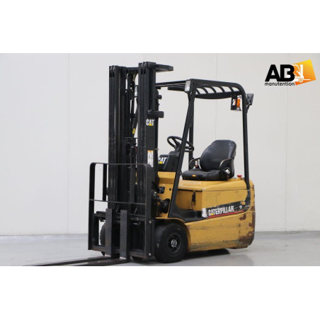 Chariot élévateur Electrique Caterpillar EP-15-KRT