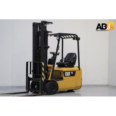 Chariot élévateur Electrique Caterpillar EP-15-KRT-PAC