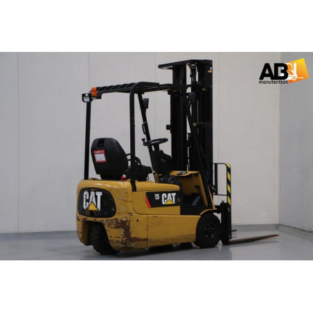 Chariot élévateur Electrique Caterpillar EP-15-KRT-PAC