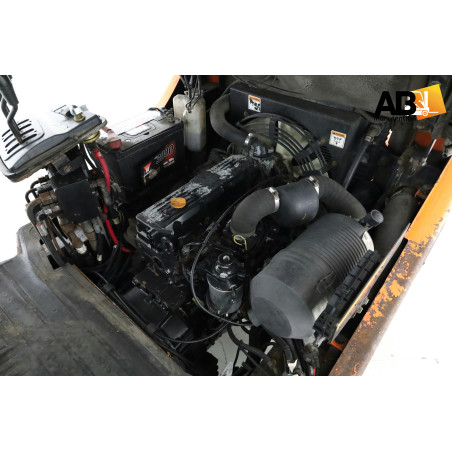 Chariot élévateur Diesel Doosan D-30-S-5