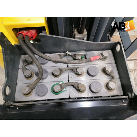 Gerbeur Electrique Multidirectionnel Combilift WR4