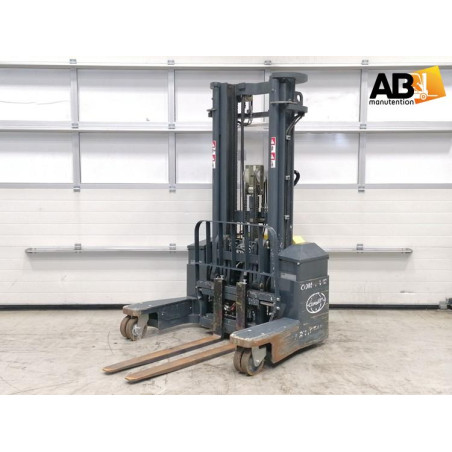 Gerbeur Electrique Multidirectionnel Combilift WR4