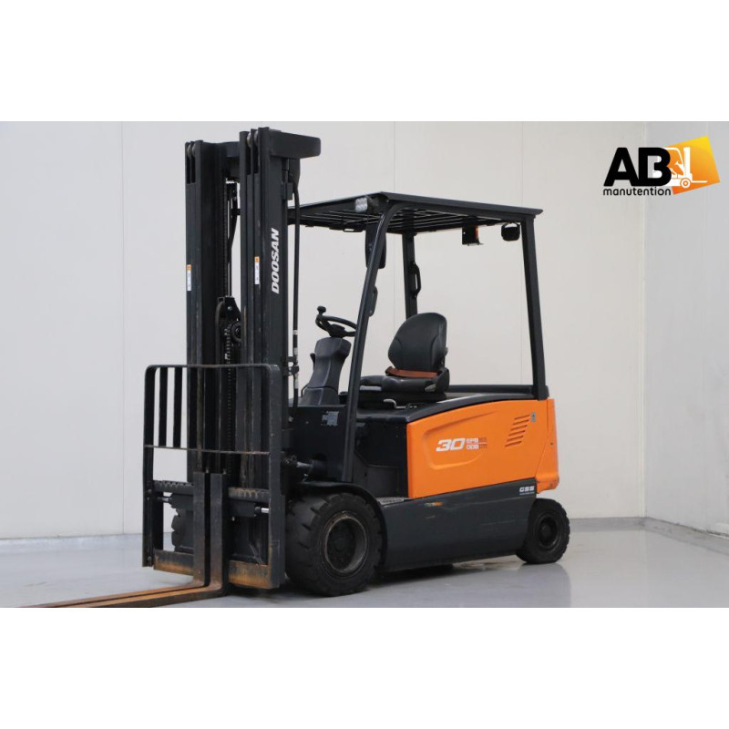 Chariot élévateur Electrique Doosan B-30-X-7