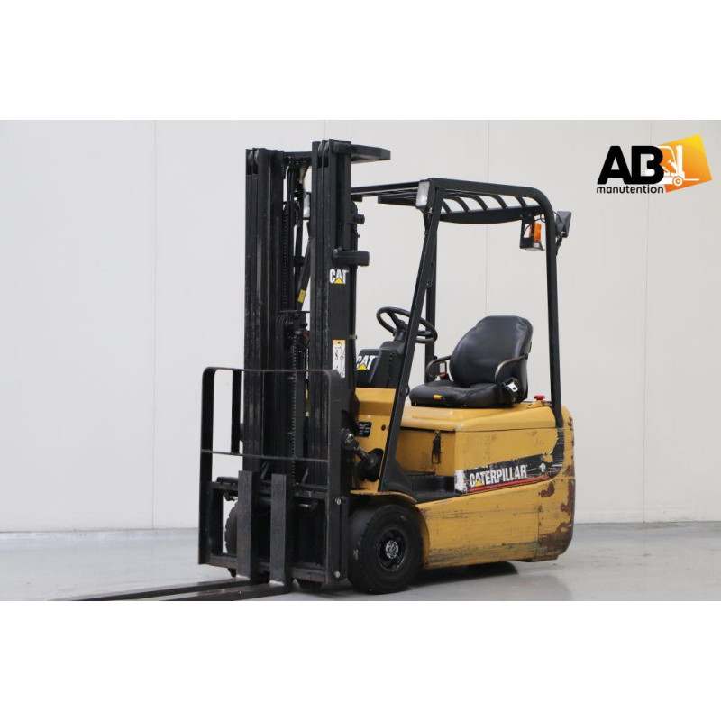 Chariot élévateur Electrique Caterpillar EP-15-KRT