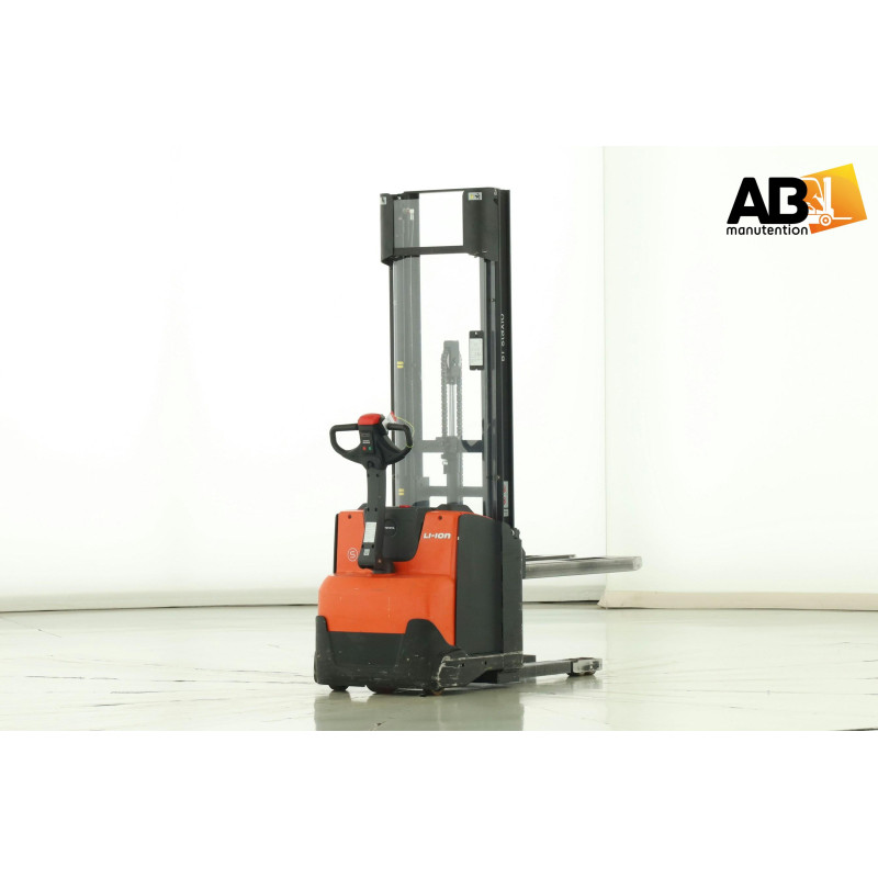 Gerbeur Accompagnant 1400kg  BT SWE-140