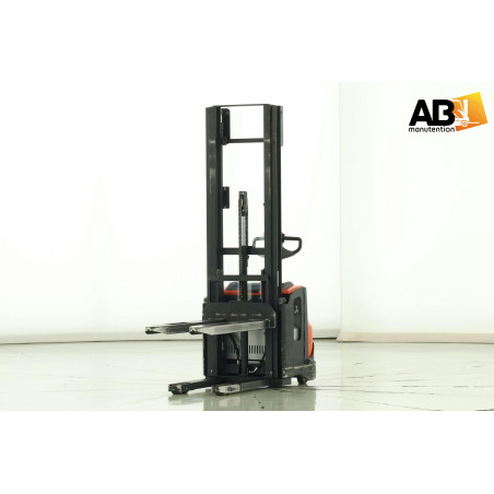 Gerbeur Accompagnant 1400kg  BT SWE-140