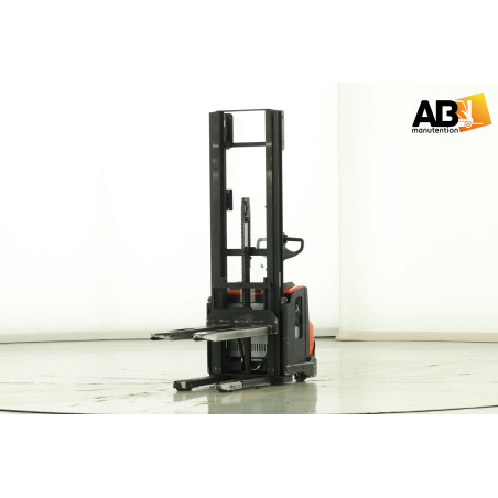 Gerbeur Accompagnant 1400kg  BT SWE-140