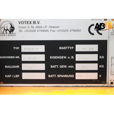 Chariot élévateur Electrique Multidirectionnel 3000kg  Votex-Bison Traffic