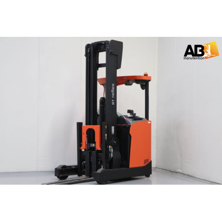 Chariot élévateur électrique rétractable BT RRE-160-H