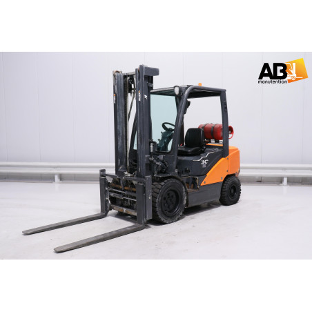 Chariot élévateur Gaz 3000kg Doosan G-30-P-7