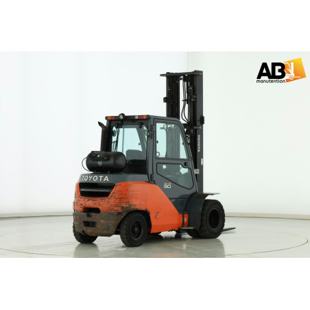 Chariot élévateur Gaz 4500kg Toyota 8-FG-45-N