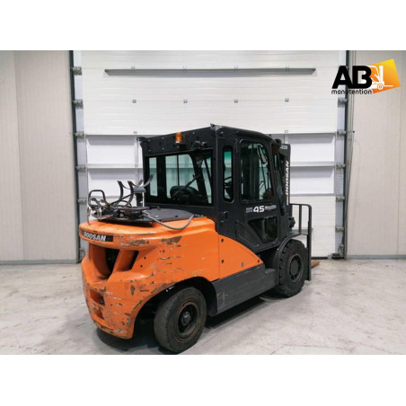 Chariot élévateur Gaz 4500kg Doosan G-45-SC-7