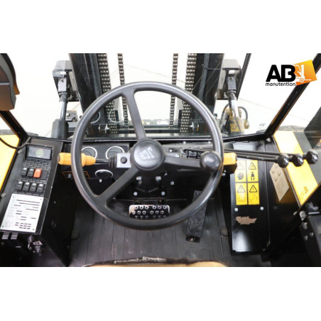 Chariot élévateur Diesel 4000kg  JCB 940-4-T4