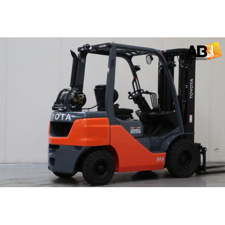 Chariot élévateur Gaz 2500kg Toyota 02-8-FGF-25