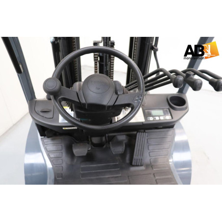 Chariot élévateur Gaz 2500kg Toyota 02-8-FGF-25