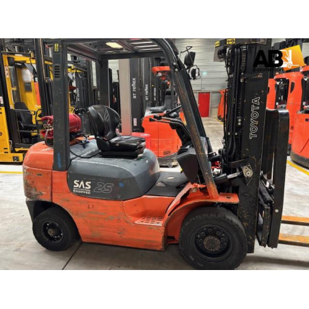 Chariot élévateur Gaz 2500kg Toyota 42-7-FGF-25