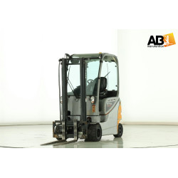 Chariot élévateur...