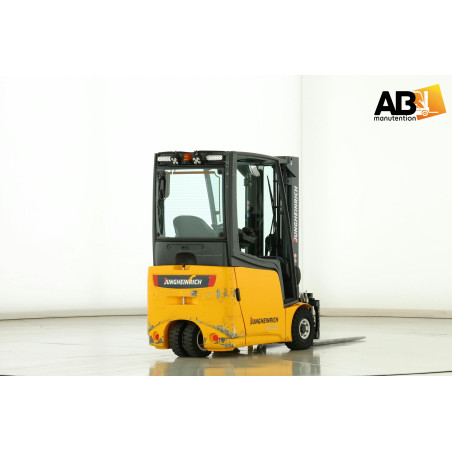 Chariot élévateur Electrique 1500kg  Jungheinrich EFG-215