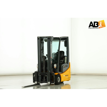 Chariot élévateur Electrique 1500kg  Jungheinrich EFG-215