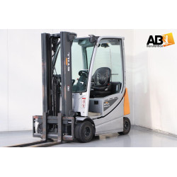 Chariot élévateur...