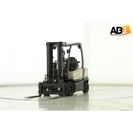 Chariot élévateur Gaz 2500kg Crown C-5-1050-2.5