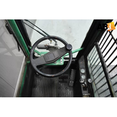 Chariot Latéral Diesel 4000kg Linde S-40