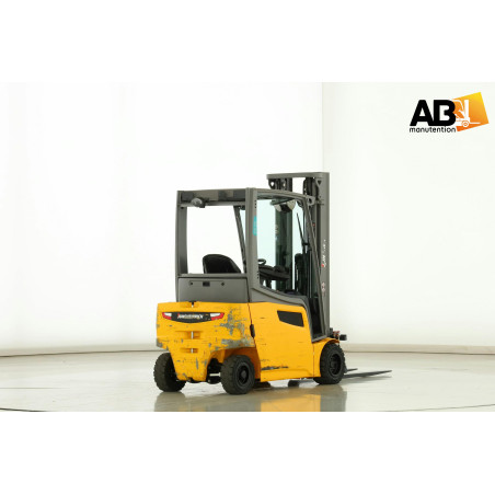 Chariot élévateur Electrique 2000kg Jungheinrich EFG-320