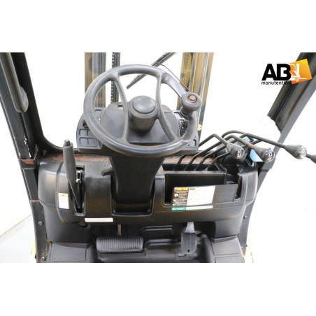 Chariot élévateur Diesel 3500kg Yale GDP-35-VX