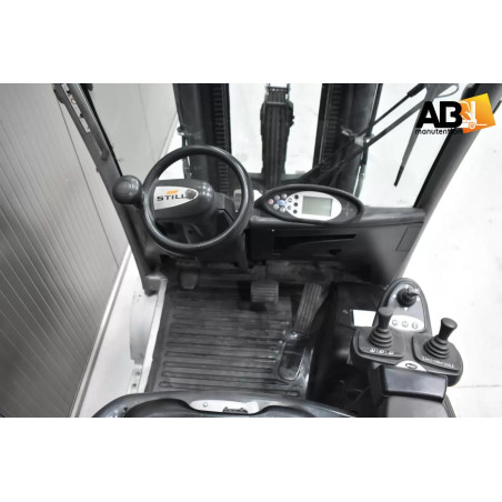 Chariot élévateur Gaz 3000 kg Still RX-70-30-T