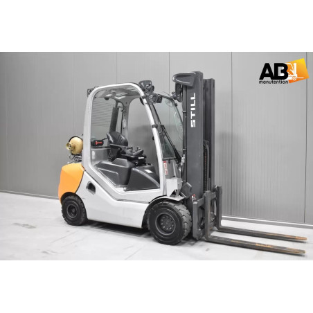 Chariot élévateur Gaz 3000 kg Still RX-70-30-T