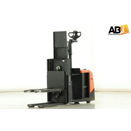 Préparateur de commande 1200kg Toyota OSE-120-P