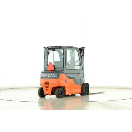 Chariot élévateur Electrique 2500kg Toyota 9-FBM-25-T