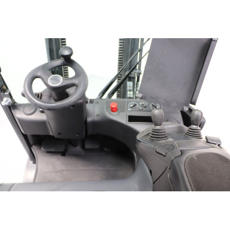 Chariot élévateur Electrique 3000kg Linde E-30-H-01-600