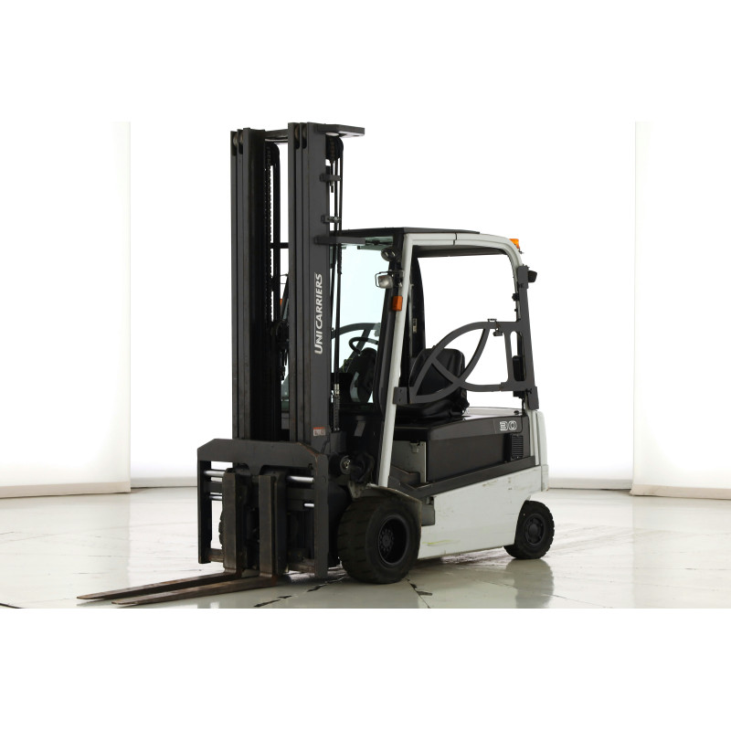 Chariot élévateur Electrique 3000kg Unicarriers G-1-Q-2-L-30-Q