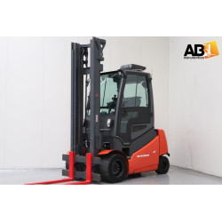 Chariot élévateur...