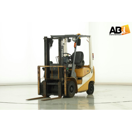 Chariot élévateur Essence 1800kg TCM FG-18