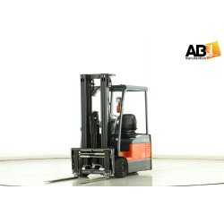 Chariot élévateur...