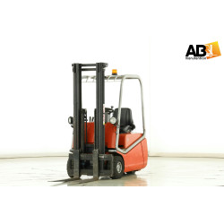 Chariot élévateur...