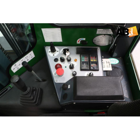 Chariot élévateur  Multidirectionnel Gaz Combilift C4000