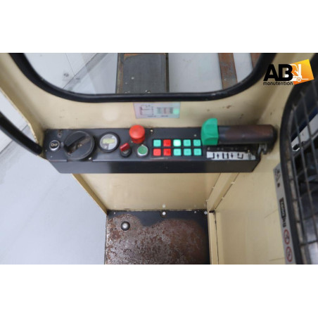 Chariot Multidirectionnel Electrique 1600kg Hubtex MS-16