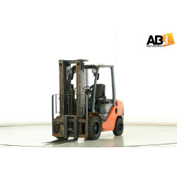 Chariot élévateur Diesel...