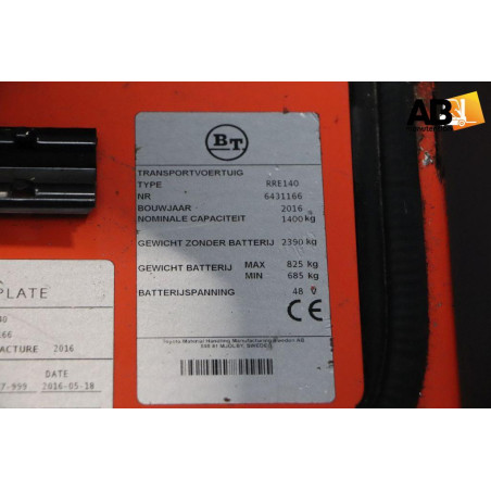 Chariot élévateur Rétractable 1400kg BT RRE140