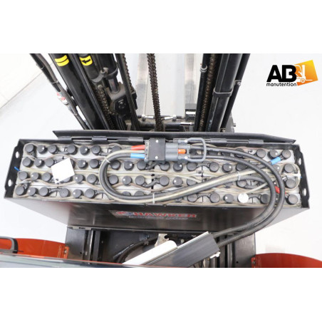 Chariot élévateur Rétractable 1400kg BT RRE140