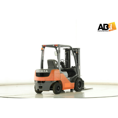 Chariot élévateur Diesel 2500kg Toyota 52-8-FD-25