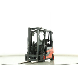 Chariot élévateur...